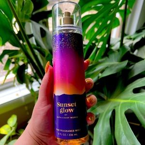 Sunset Glow Fragrance Mist 🌅✨